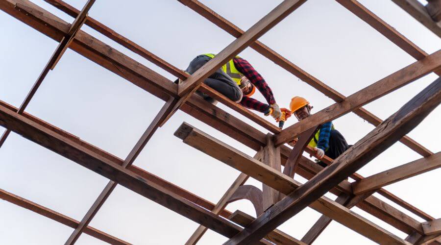 Professional gutter cleaning services in Albany, OR